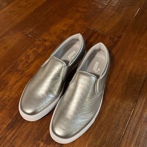 BRAND NEW - Puma - Slip-On / Pull-On Comfort Women's Shoes - Silver